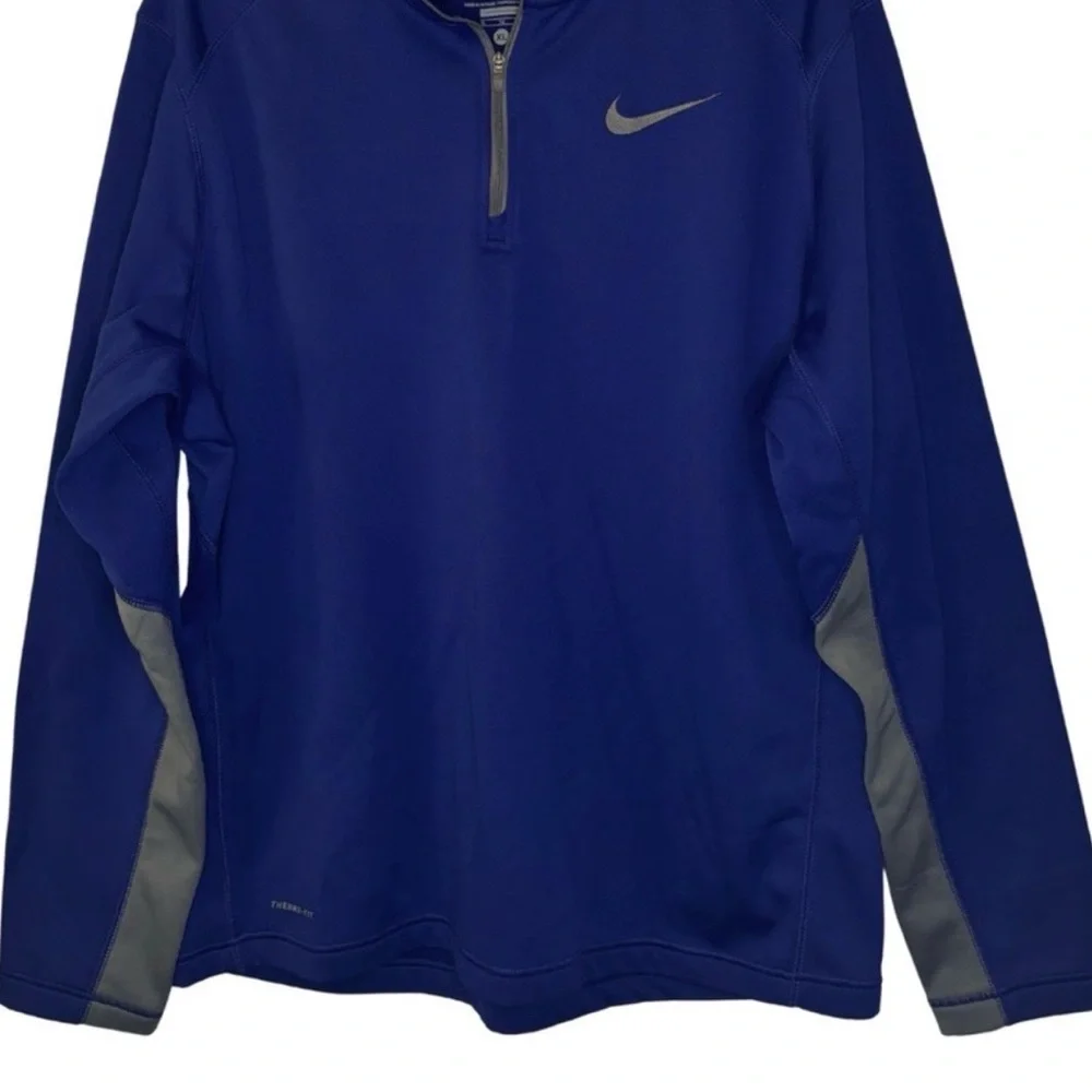 Nike Therma Fit Blue and Gray Mock Neck Colorblock Swoosh 1/4 Zip Fleece